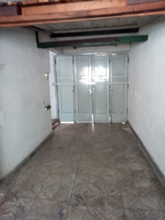 Casa de 4 amb, con 2 cocheras, patio y terraza