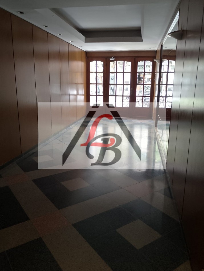 Dto. 2 amb, centrico. Apto profesional